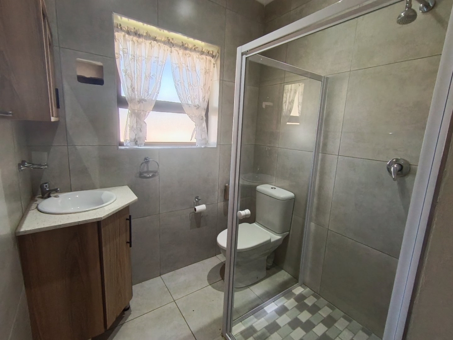 2 Bedroom Property for Sale in Wilkoppies North West